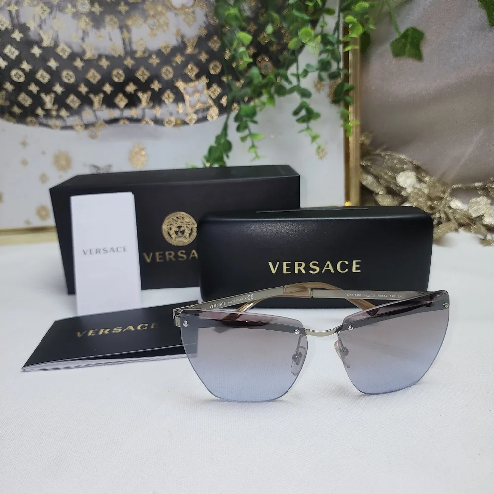 Versace nwot 2190